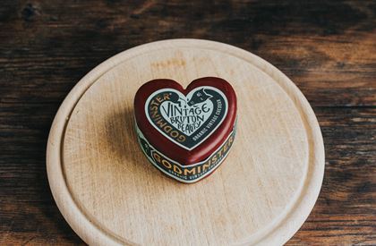 Godminster Vintage Organic Cheddar Cheese (Heart Shaped)