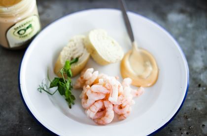 Luxury cooked and peeled prawns (200g)