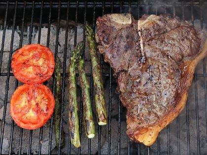Steak – a Barbecue Classic image