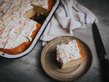 Easy Tray-Bake Sponge Cake image