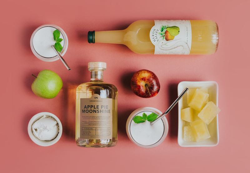 Frozen Apple-Pie Moonshine Cocktail