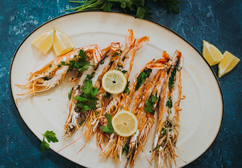 Butterflied Garlic Tiger Prawns